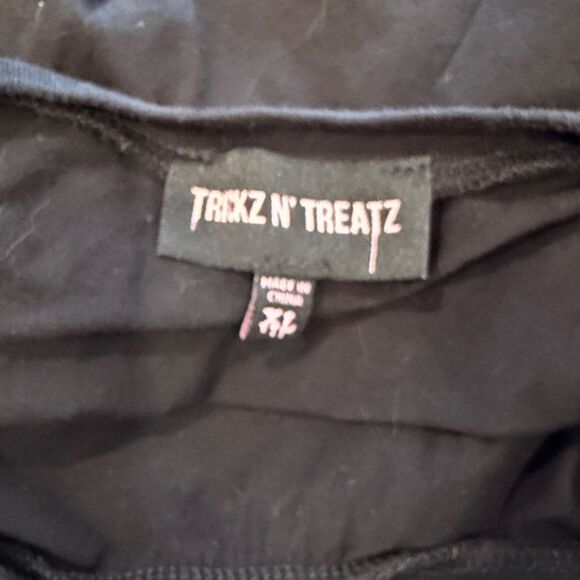 Trickz N Treatz Goth Glow In Dark Creep Long Sleeve Shirt, Size XL, Unisex - Picture 12 of 14